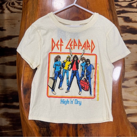 Cream Short Sleeve Tee - Picture 1 of 2